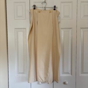 100% Silk maxi length skirt. Fold over button wrap style Size 14